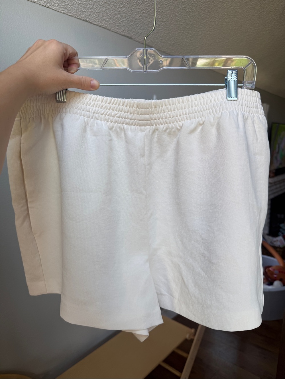 Wilfred Gelato Mini Short- Light Birch in Crepette - Picture 3 of 10